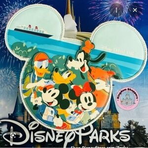 NWT Loungefly Disney Cruise Line Australia Mickey and Friends Crossbody